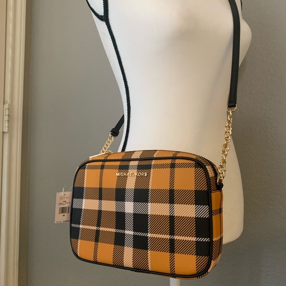 Last one ☝️ New MK Jet set crossbody 🍁 plaid - Picture 5 of 6